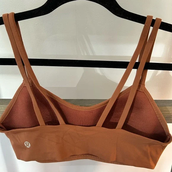 Lululemon bra - Picture 2 of 2